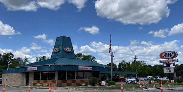 A&W Restaurant - Standish - 302 S Main St 1